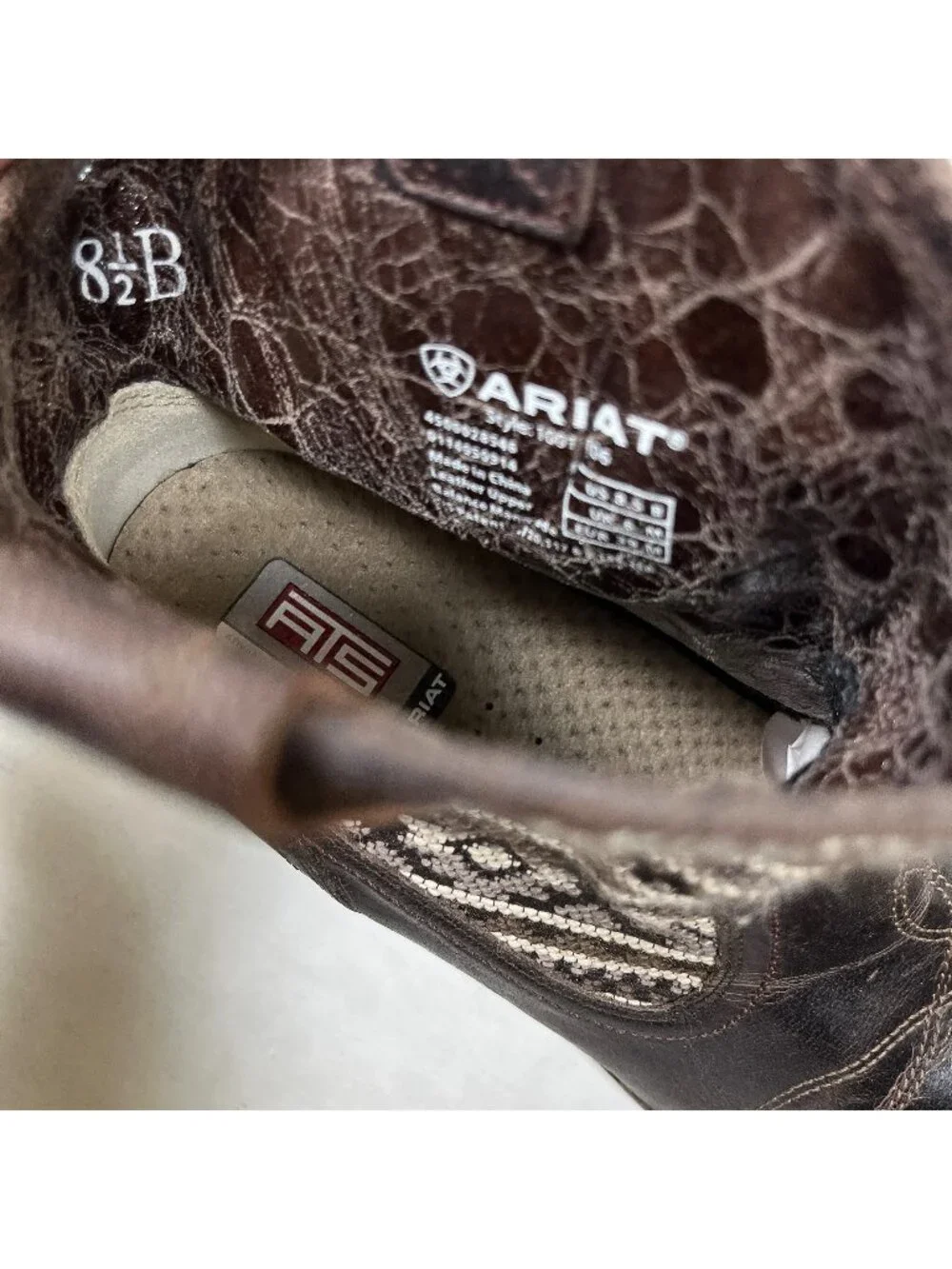 Ariat meadow aztec